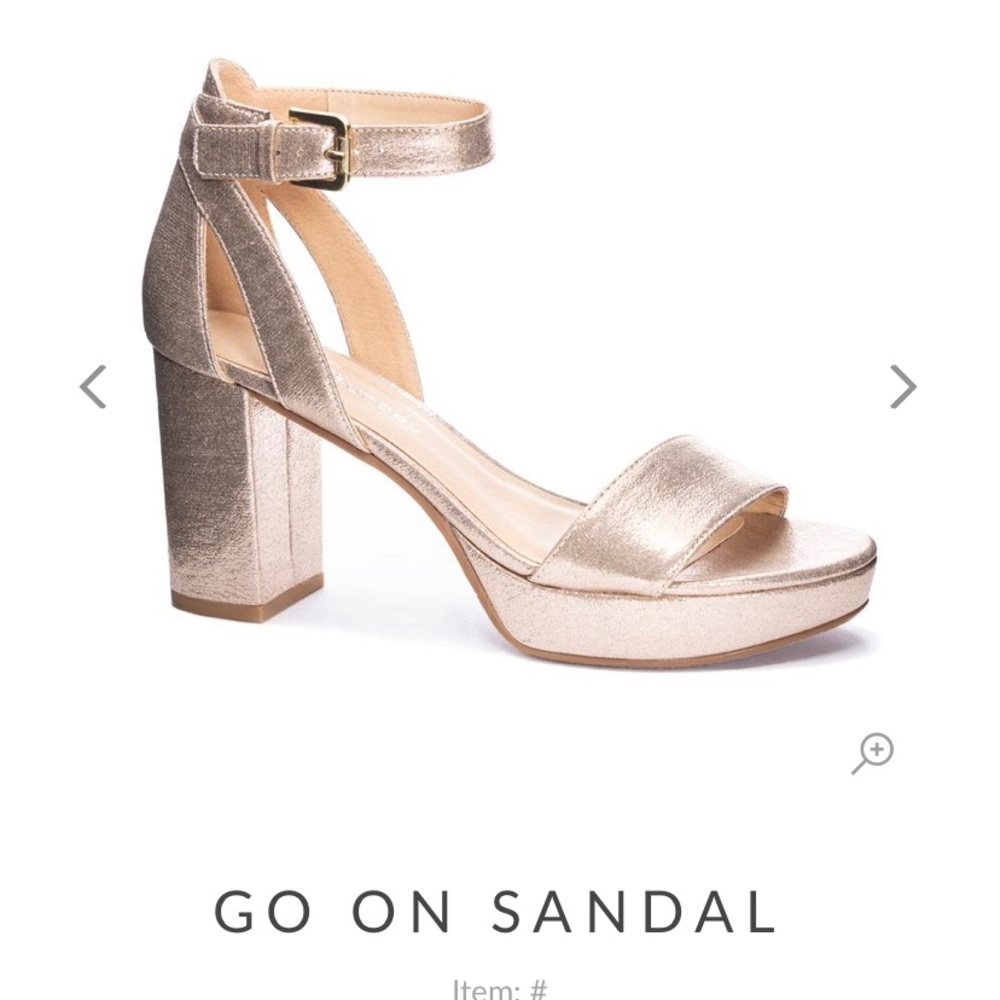 Size 9 gold heels